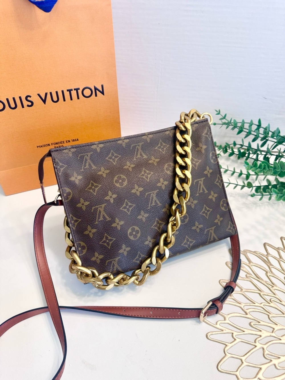 Louis Vuitton Monogram Clutch - Picture 7 of 16